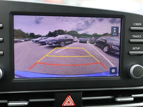 Used 2023 Hyundai Elantra SEL FWD image 22