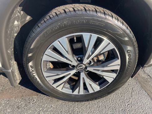 Certified 2023 Nissan Rogue SV w/ SV Premium B Package AWD/4WD image 29