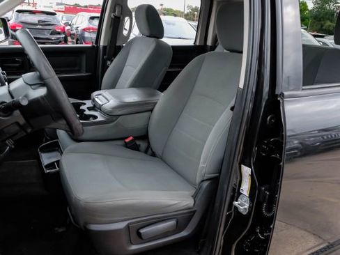 Used 2018 RAM 1500 Express w/ Black Ram 1500 Express Group image 38