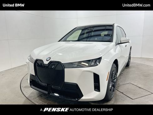 Used 2026 BMW iX xDrive60 w/ M Sport Package AWD/4WD image 1