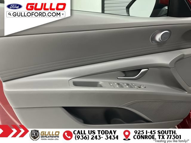 Used 2023 Hyundai Elantra SEL FWD image 18