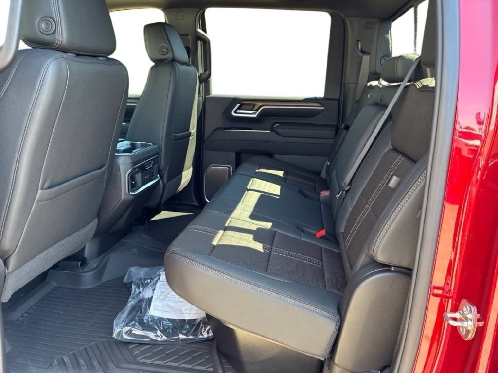 New 2026 Chevrolet Silverado 2500 High Country w/ High Country Premium Package AWD/4WD image 14