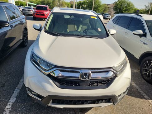 Used 2019 Honda CR-V Touring image 2