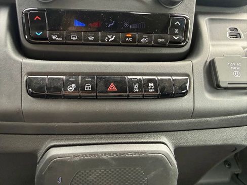 Used 2024 RAM ProMaster 3500 w/ Delivery Van Package FWD image 29