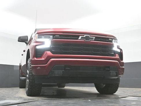 Used 2023 Chevrolet Silverado 1500 RST AWD/4WD image 42