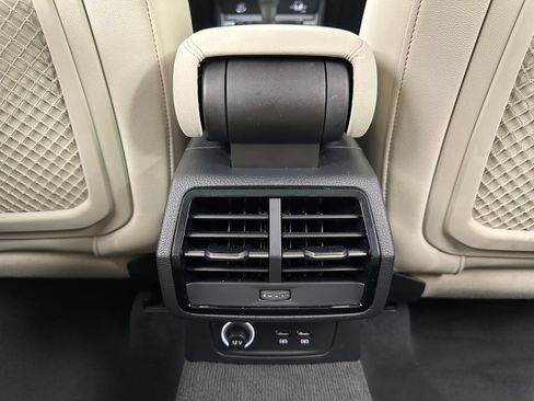 Used 2019 Audi Q3 2.0T Premium w/ Convenience Package AWD/4WD image 31