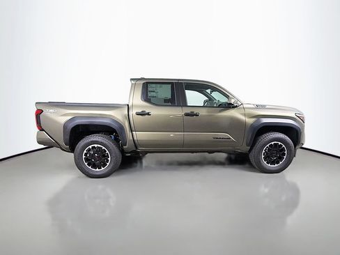New 2026 Toyota Tacoma TRD Off-Road AWD/4WD image 4