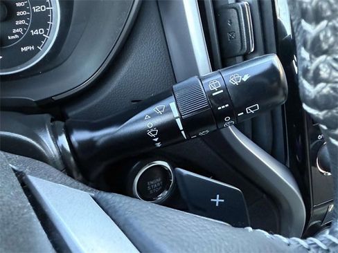 Used 2022 Subaru Ascent Premium w/ Convenience Package image 20