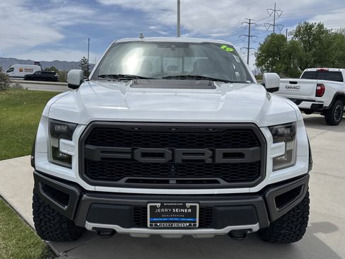 Used 2019 Ford F150 Raptor w/ Equipment Group 802A Luxury AWD/4WD image 8