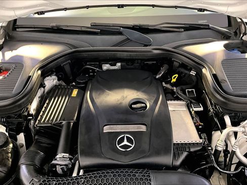 Used 2017 Mercedes-Benz GLC 300 4MATIC image 30