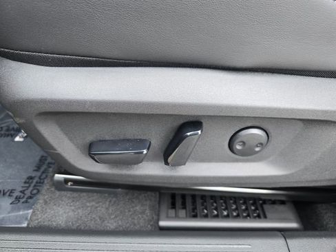 New 2026 Nissan Rogue Platinum AWD/4WD image 22