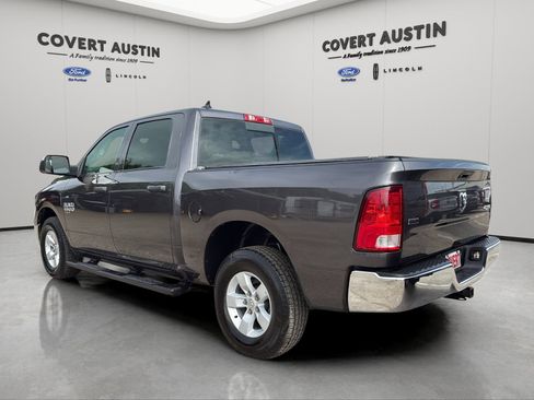 Used 2023 RAM 1500 Classic SLT w/ Trailer & Traction Group AWD/4WD image 3
