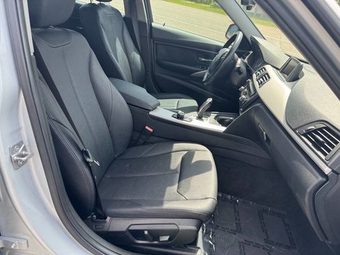 Used 2014 BMW 320i Sedan image 19