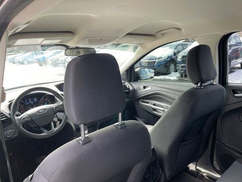 Used 2018 Ford Escape SE image 11
