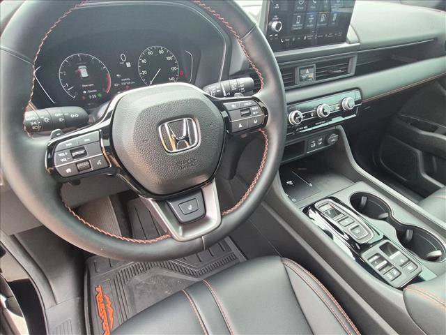 Certified 2024 Honda Pilot TrailSport image 10