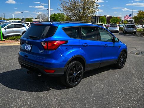 Used 2019 Ford Escape SE FWD image 5