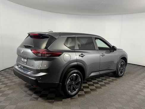 Used 2026 Nissan Rogue SV AWD/4WD image 6