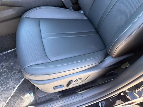 New 2026 Kia Sorento S w/ S Panoramic Sunroof Package FWD image 18