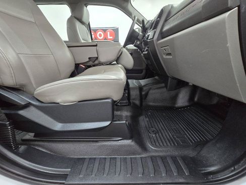 Used 2020 Ford F250 XL RWD image 17