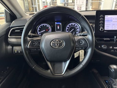 Used 2023 Toyota Camry SE w/ Protection Package (Q2) (TMS) FWD image 14