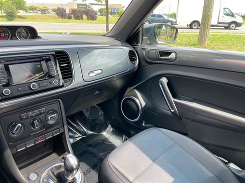 Used 2013 Volkswagen Beetle TDI FWD image 83