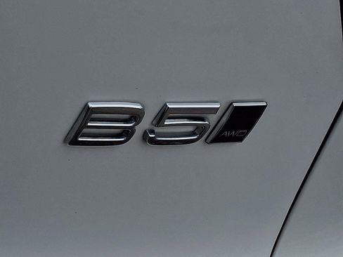 Certified 2023 Volvo XC40 B5 Plus w/ Driver Assist Package image 30