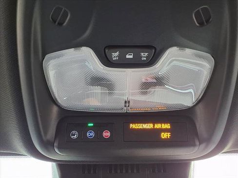 New 2026 GMC Canyon Elevation w/ Convenience Package image 17