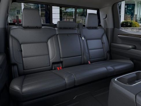 New 2026 GMC Sierra 1500 SLT image 17
