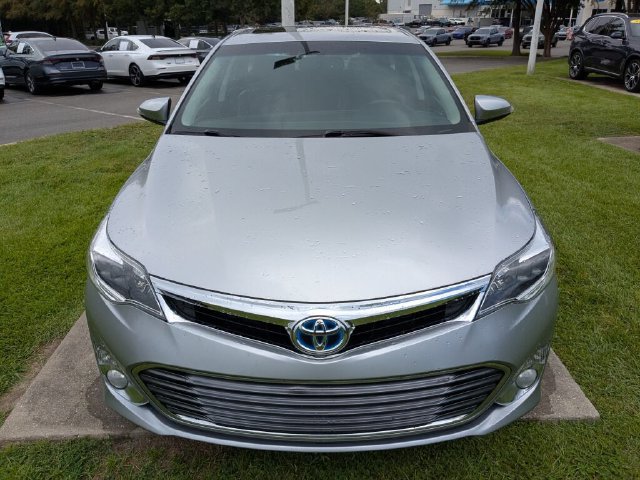 Used 2015 Toyota Avalon XLE Touring FWD image 4