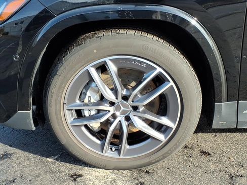 Used 2025 Mercedes-Benz GLA 35 AMG 4MATIC image 10