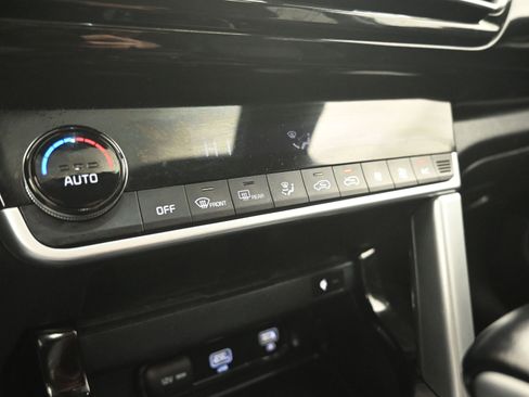 Used 2022 Kia Seltos EX image 23