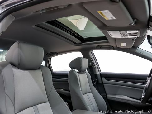 Used 2019 Honda Accord EX image 33