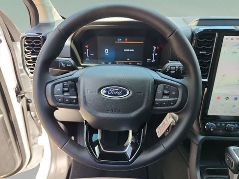 New 2025 Ford Ranger XLT w/ Equipment Group 301A High image 9