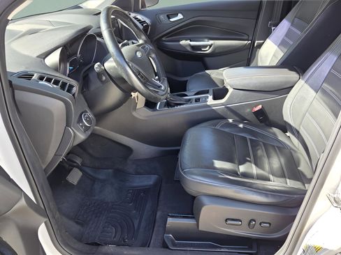 Used 2018 Ford Escape SEL w/ Ford Safe & Smart Package image 21