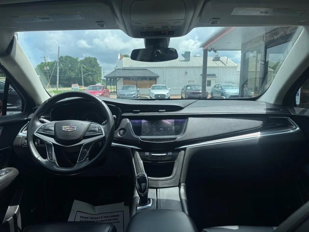 Used 2017 Cadillac XT5 Premium Luxury FWD image 13