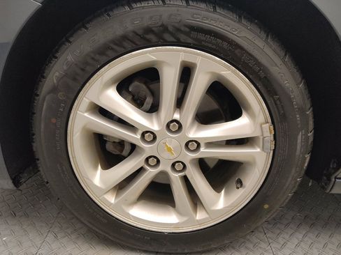 Used 2018 Chevrolet Cruze LT FWD image 31