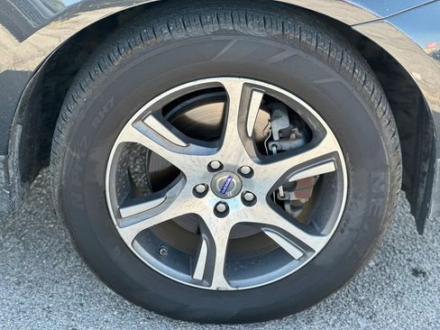 Used 2012 Volvo XC60 T6 AWD/4WD image 25