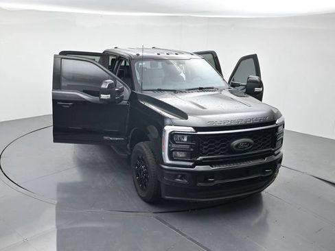 New 2026 Ford F250 Lariat w/ Black Appearance Package AWD/4WD image 26