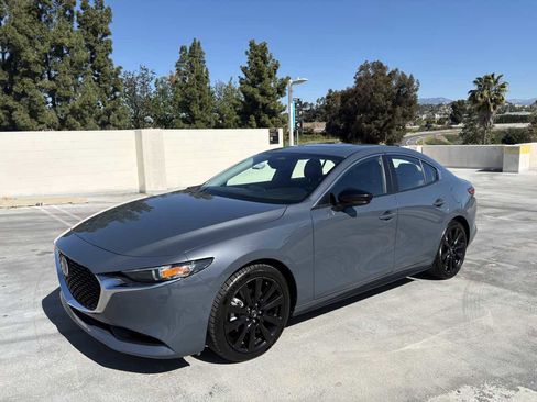 Used 2024 MAZDA MAZDA3 s image 2