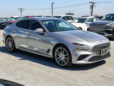 Used 2023 Genesis G70 2.0T AWD/4WD image 3