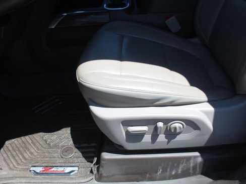 Used 2020 Chevrolet Silverado 2500 LT w/ Texas Edition AWD/4WD image 31