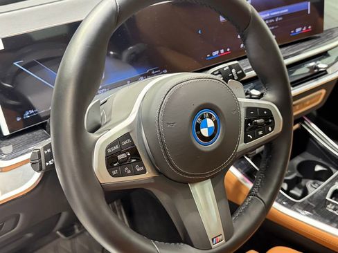 Used 2026 BMW X5 xDrive50e w/ M Sport Package image 17