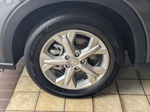 Used 2025 Honda HR-V LX image 33
