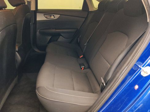 Used 2019 Kia Forte LXS FWD image 18