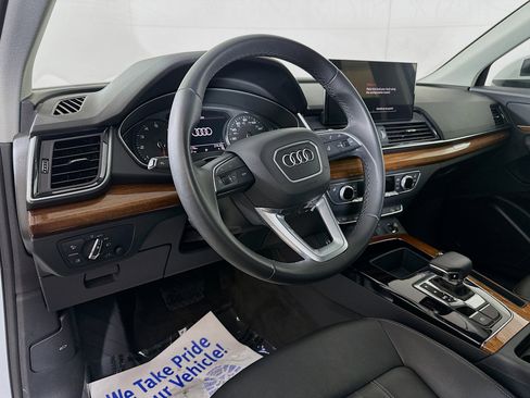 Certified 2023 Audi Q5 2.0T Premium w/ Convenience Package image 9