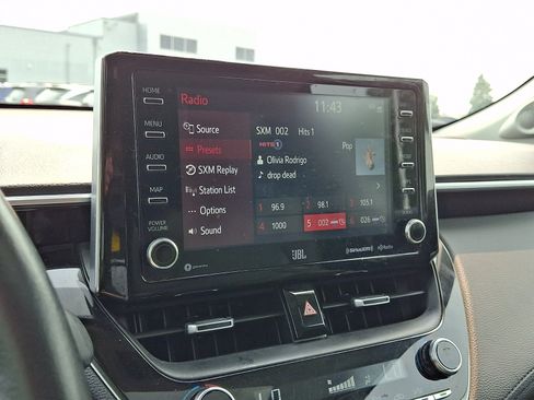 Certified 2022 Toyota Corolla Cross XLE w/ Convenience Package AWD/4WD image 19
