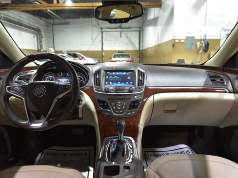 Used 2016 Buick Regal image 36