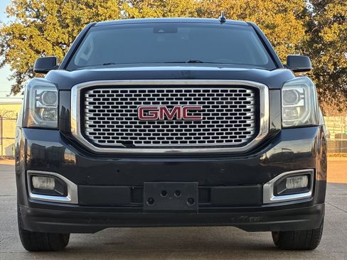 Used 2016 GMC Yukon Denali RWD image 3