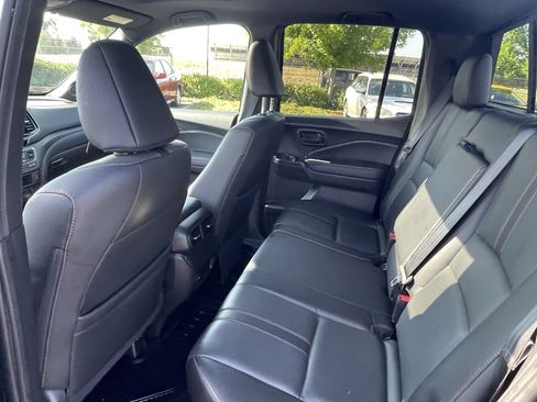 Used 2025 Honda Ridgeline TrailSport image 15