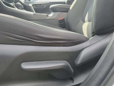 Used 2023 Toyota RAV4 LE FWD image 12